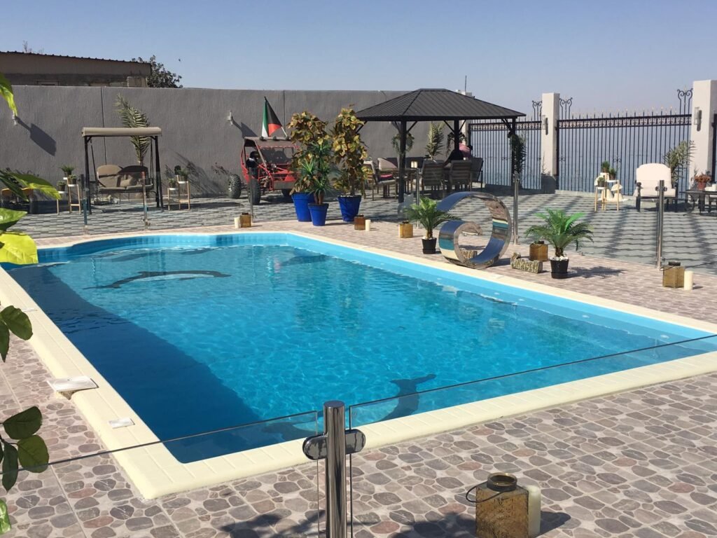 انواع المسابح (حمامات السباحة)المختلفة _ مسابح فيبرجلاس Fiberglass Swimming pool